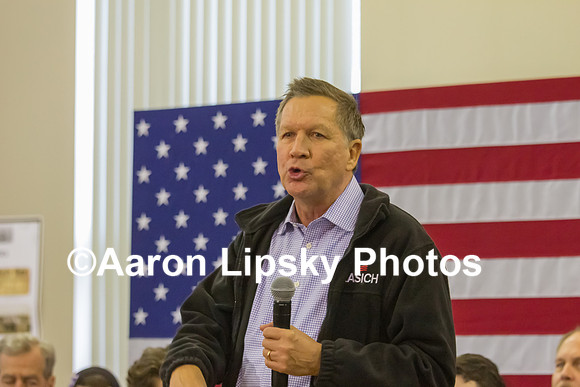 John Kasich at campaign event at Historical Society of Cheshire County, Keene NH, on January 30, 2016-2332